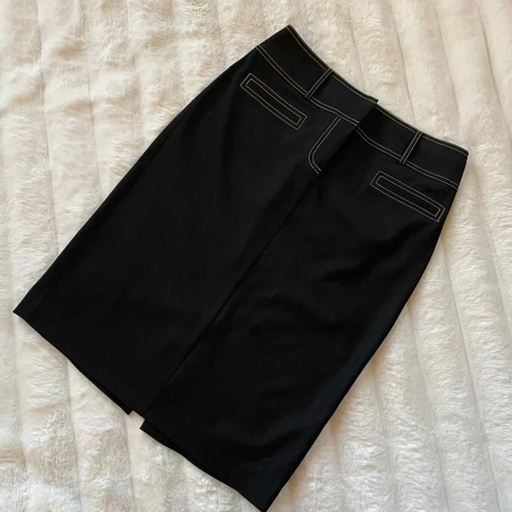 Cache Skirt. - Picture 1 of 5
